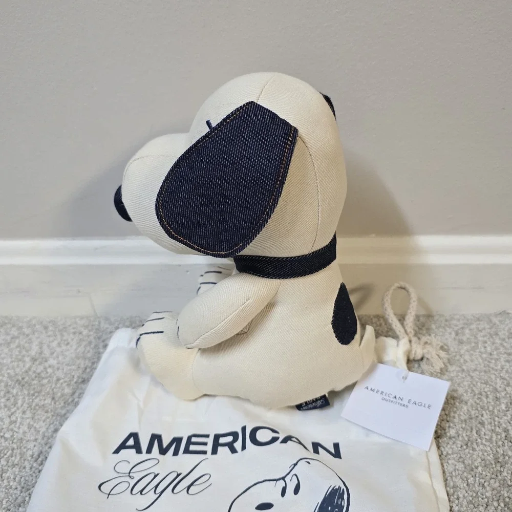 Snoopy Peanuts American Eagle Novelty ‎ Stuffed Animal And Drawstring Bag